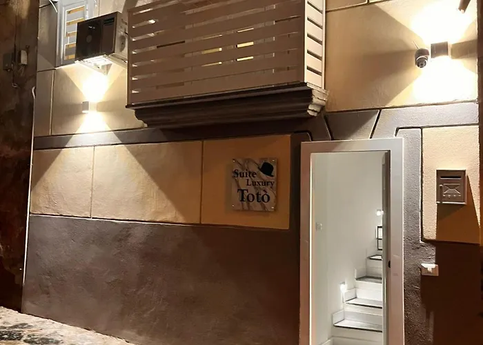 House Luxury Toto